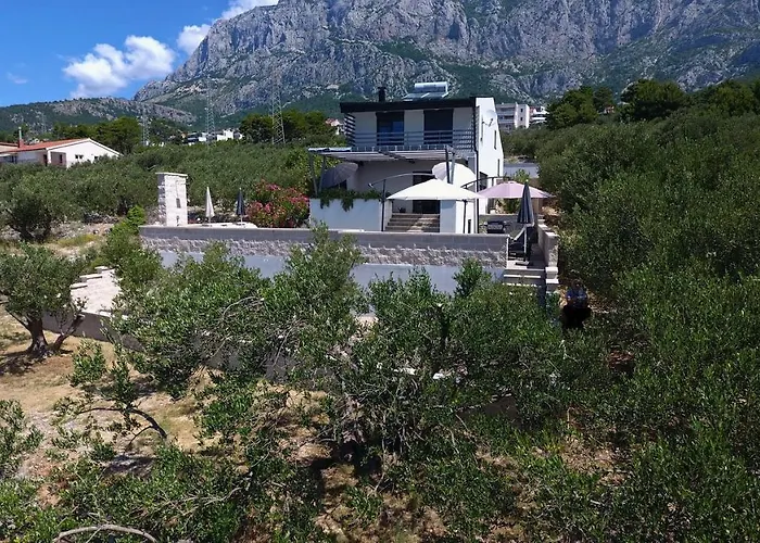 Villa Oaza